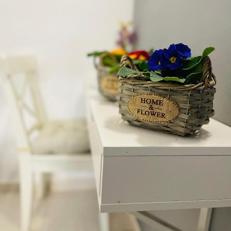 Hostal Lleida Barcelona Ngoại thất bức ảnh