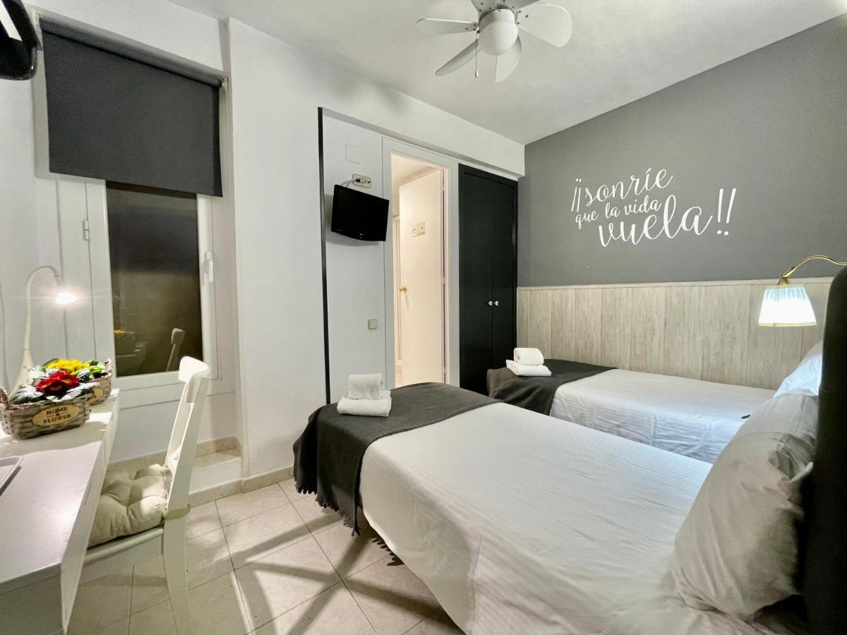 Hostal Lleida Barcelona Ngoại thất bức ảnh