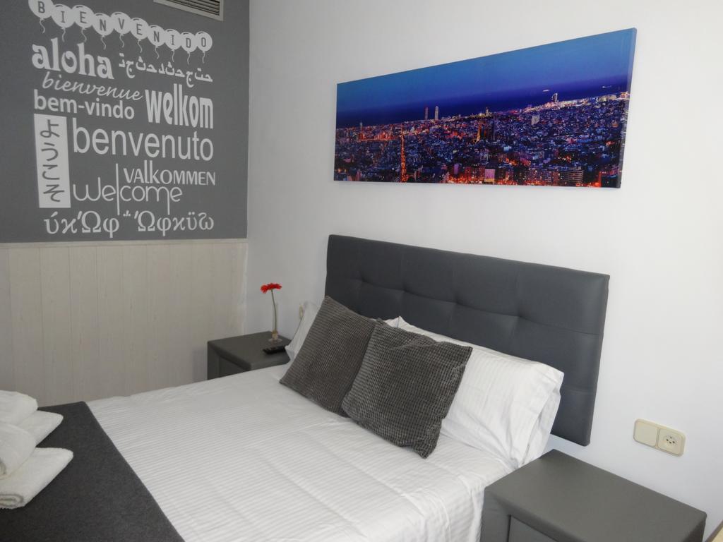 Hostal Lleida Barcelona Ngoại thất bức ảnh