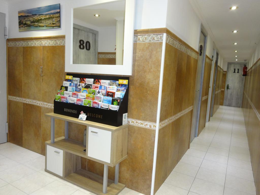 Hostal Lleida Barcelona Ngoại thất bức ảnh