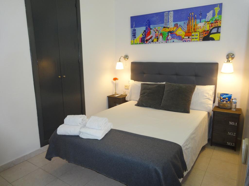 Hostal Lleida Barcelona Ngoại thất bức ảnh