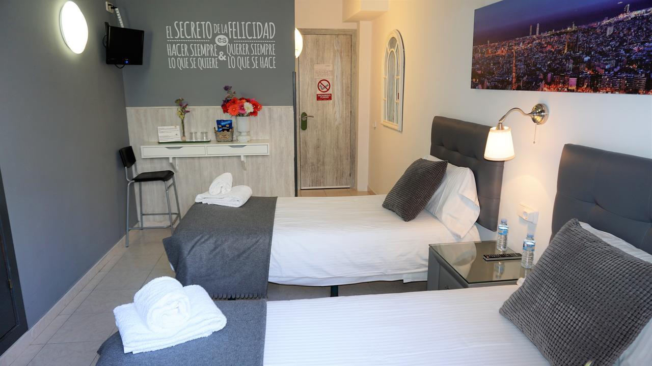 Hostal Lleida Barcelona Ngoại thất bức ảnh