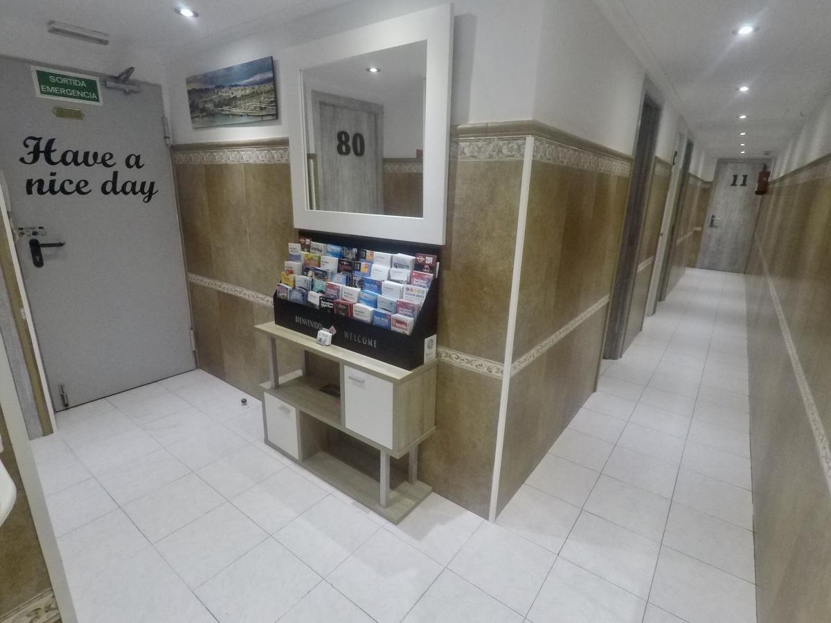 Hostal Lleida Barcelona Ngoại thất bức ảnh