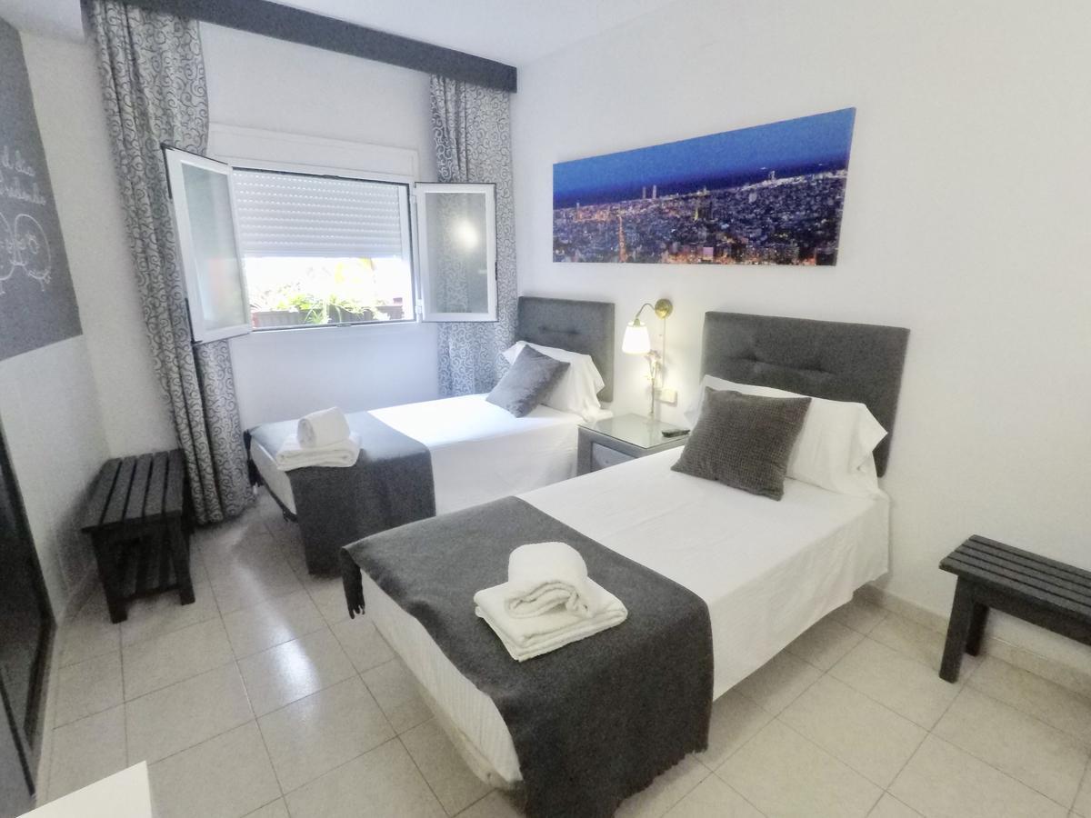 Hostal Lleida Barcelona Ngoại thất bức ảnh