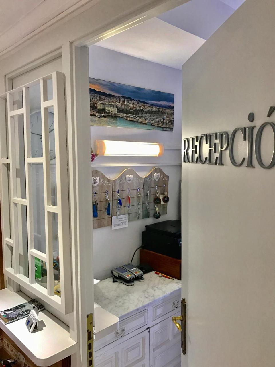 Hostal Lleida Barcelona Ngoại thất bức ảnh